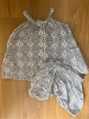 Kate Quinn 2 Piece Set